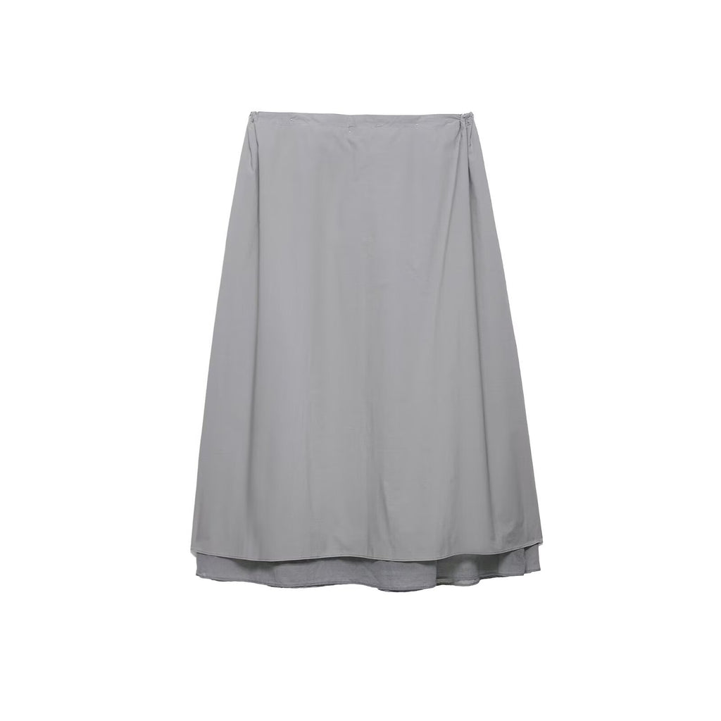 Splicing and layering decorative MIDI skirt