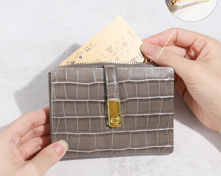 Women's Short Two-Fold Purse with Buckle
