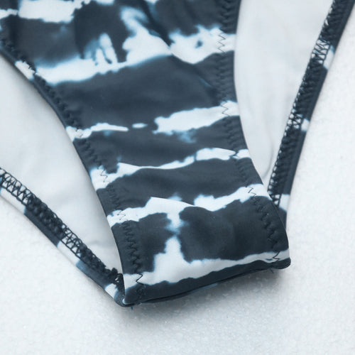 2023 Striped Triangle Sexy Women's Swimsuit