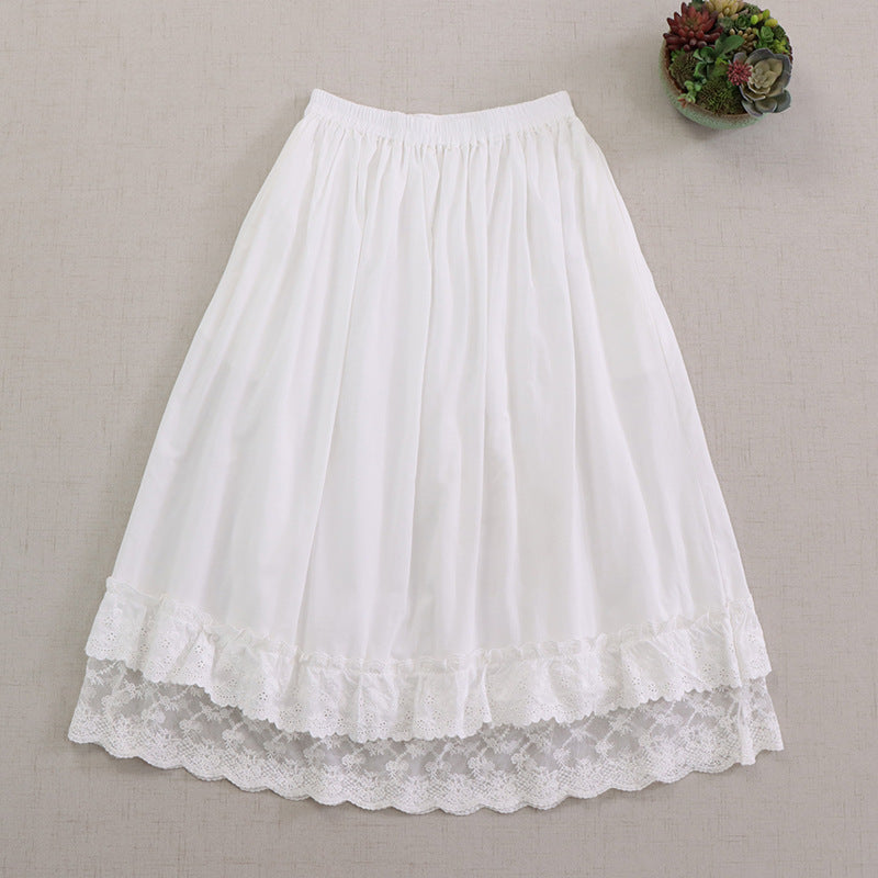 Elastic waisted lace skirt