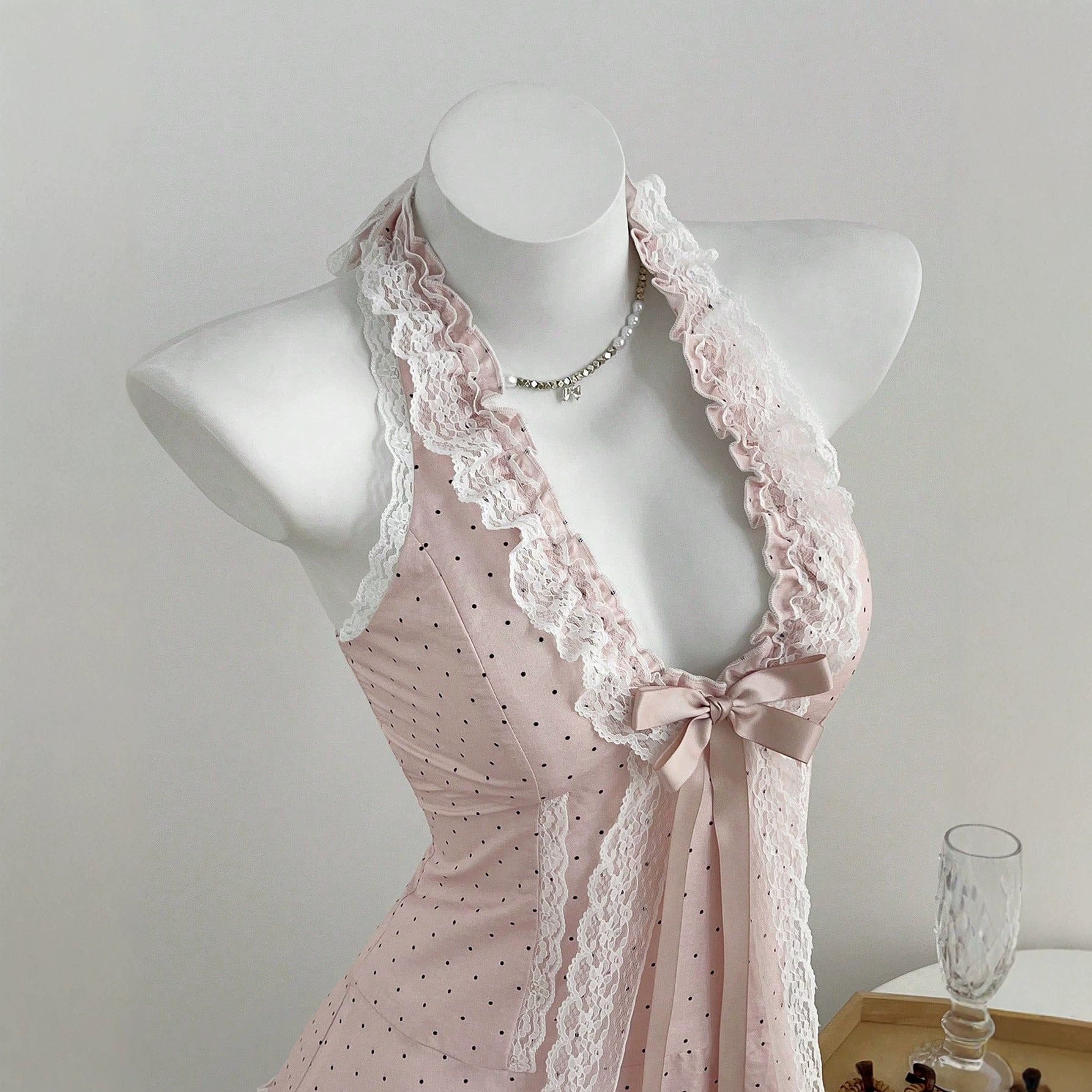 V-neck waist cinched women's dress