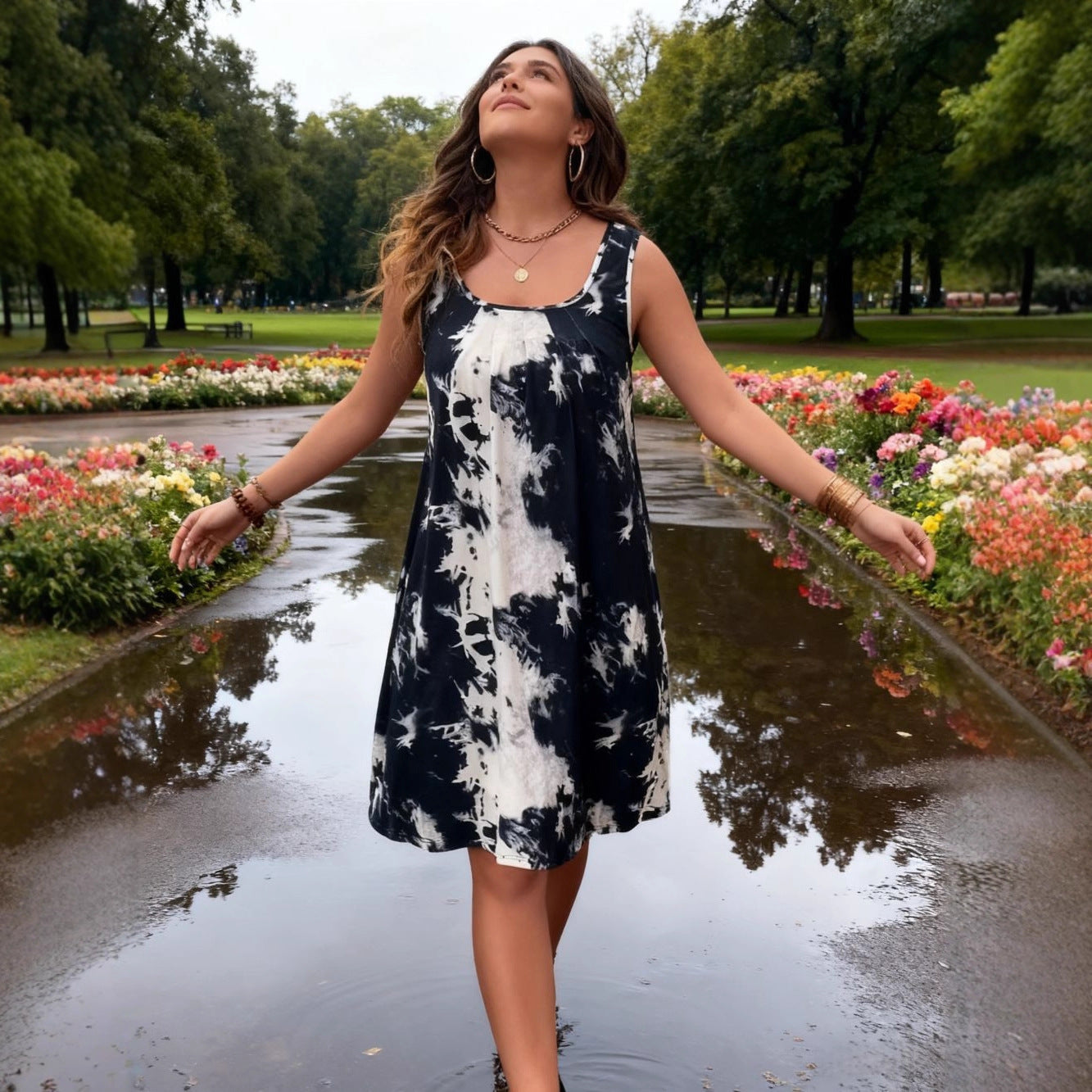 Women's simple sleeveless dress with ink wash print, casual dyeing beach vacation style